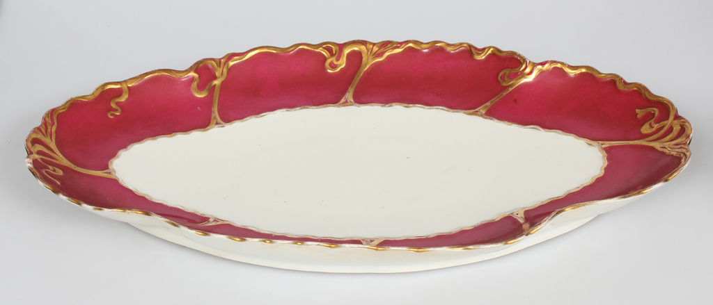 Art Nouveau serving plate