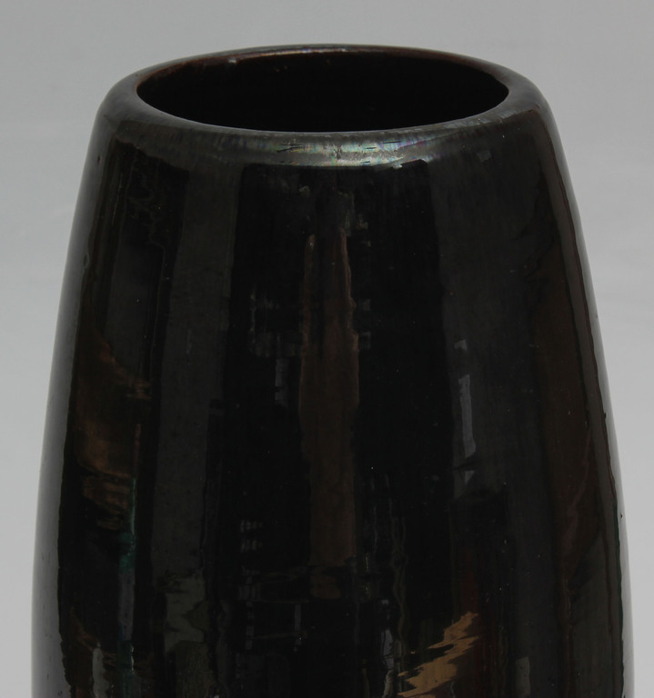 Керамическая напольная ваза