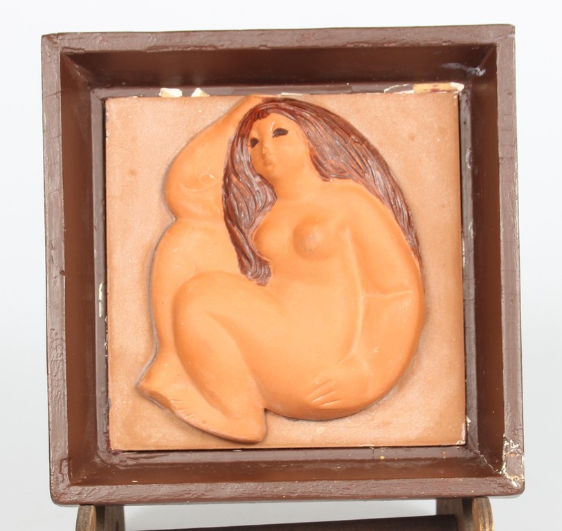 Miniature female nude