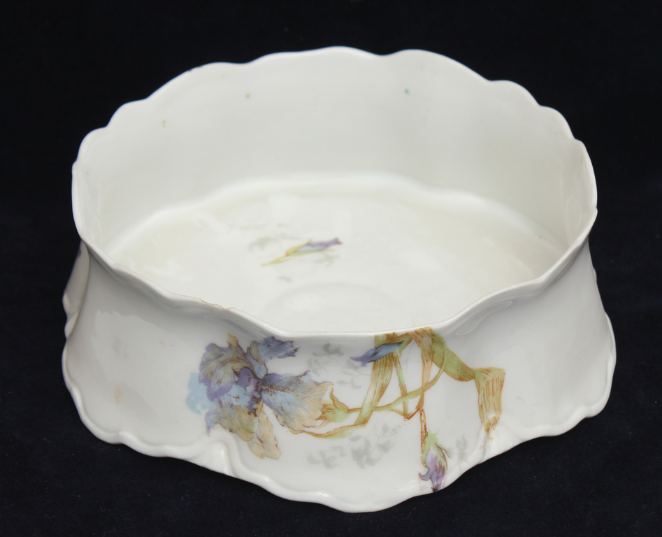 Porcelain sugar bowl, serving plate, creamer