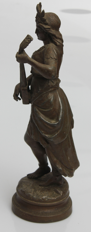 Metal figurine 