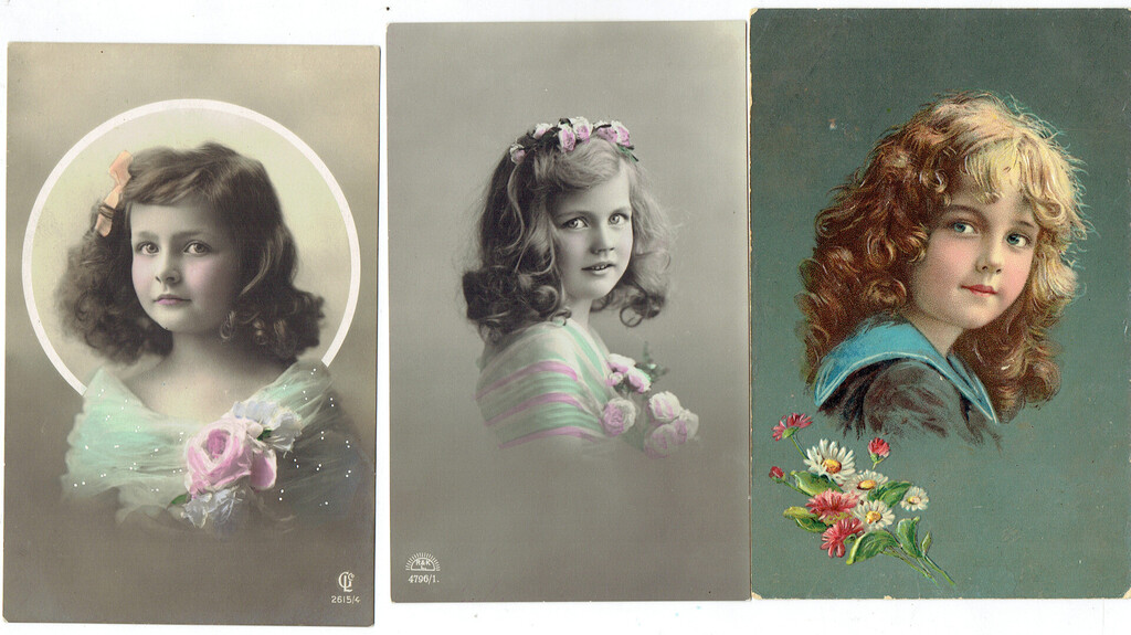 3 postcards - Girl