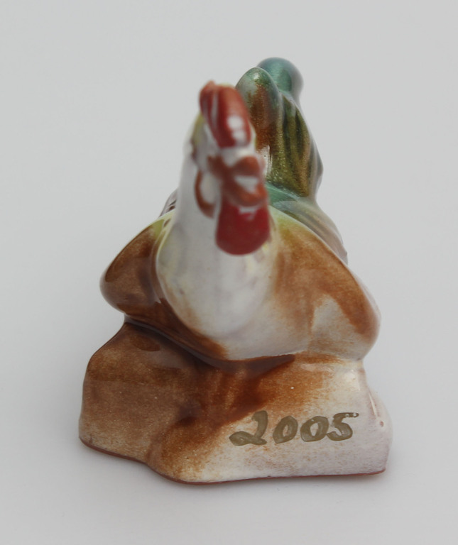 Ceramic rooster with glaze