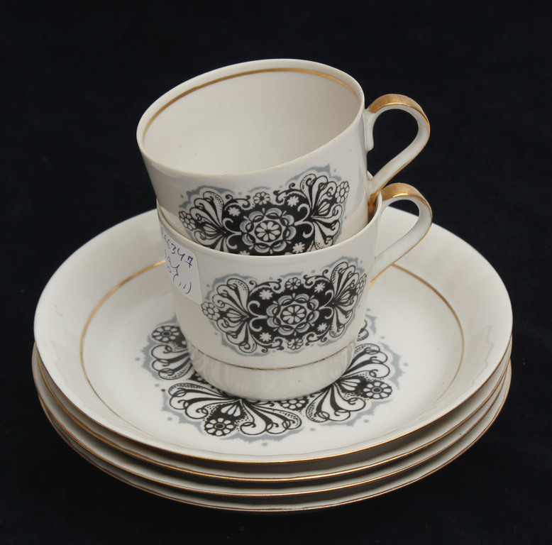 Cups and dessert plates 6 pcs.