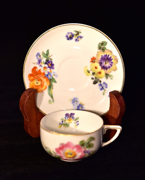 Coffee pair, porcelain 