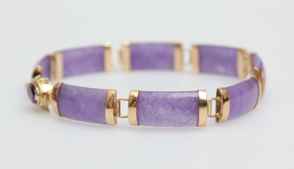 Lavender color bracelet
