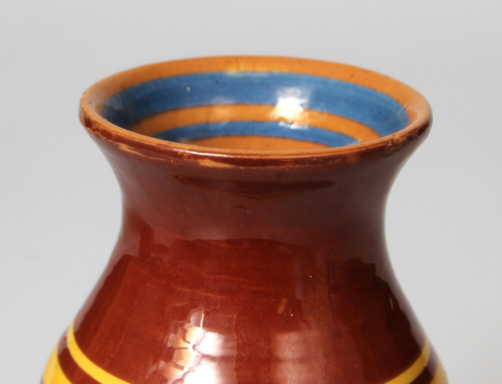 Кузнецовскaя kерамическая ваза 
