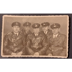 A group photo of the pilots of the Naval Aviation Division