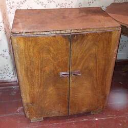 Art deco style phonograph with cabinet - repairable
