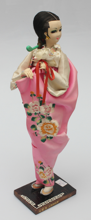 Korean doll 