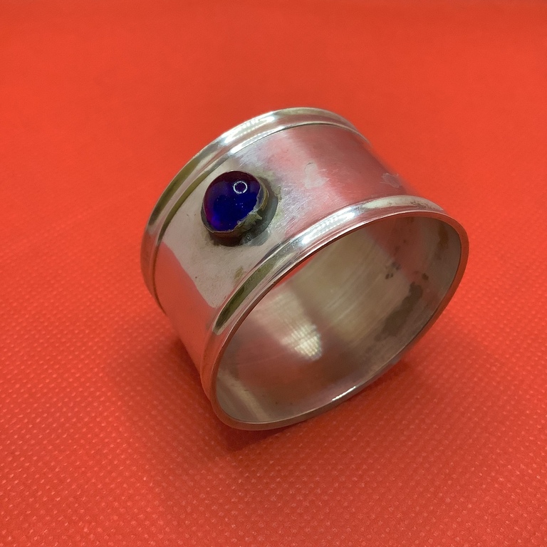 Napkin rings. Silver plating, lapis lazuli inserts. 6 pieces. Jugendstil.
