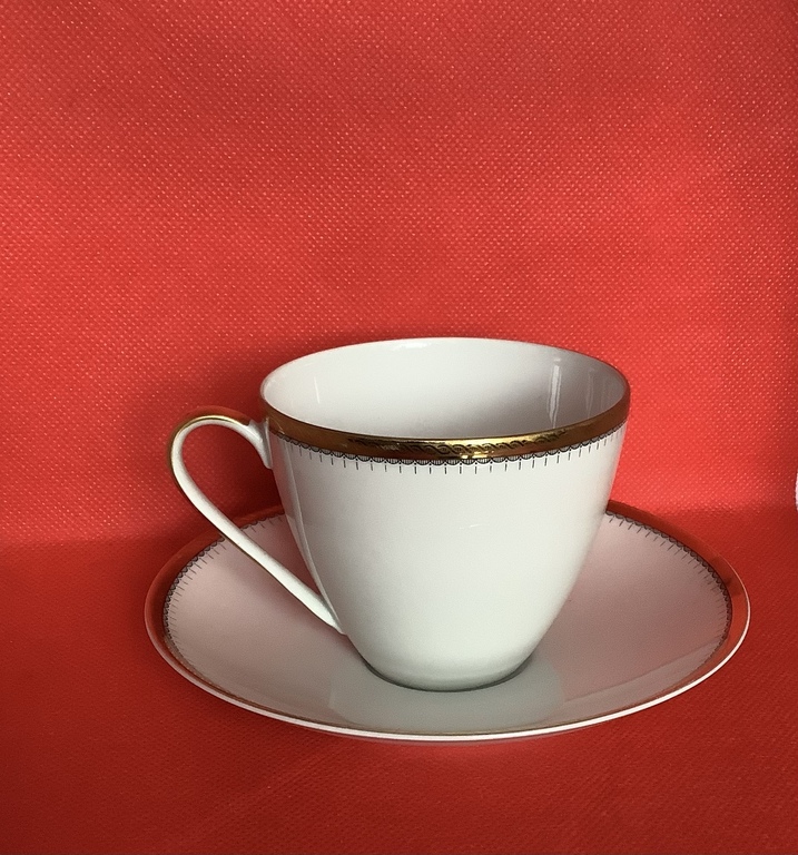 Arzberg coffee cup, pre-war Germany, gold lining and the finest porcelain