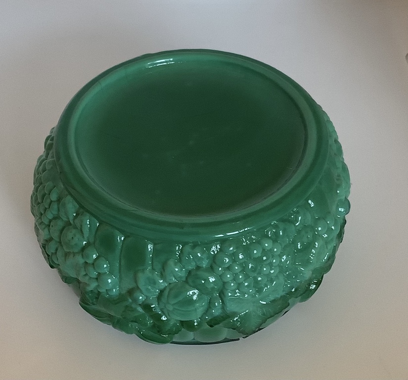 Tray from Bohemian malachite glass,1900-20's