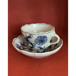 Tea couple Meissen Germany.Old hallmark.Classic onion painting with cobalt