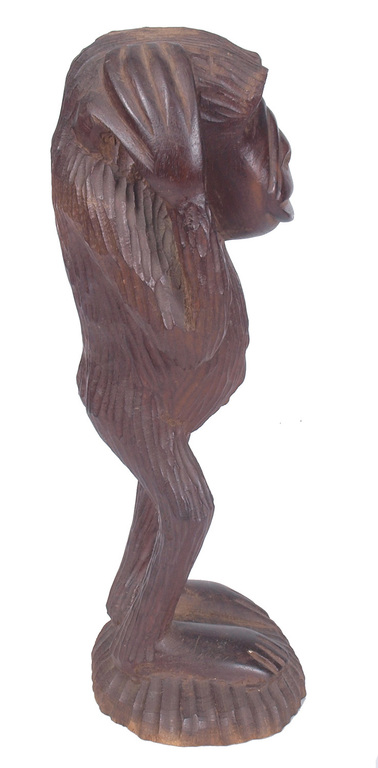 Статуетка из красного дерева 