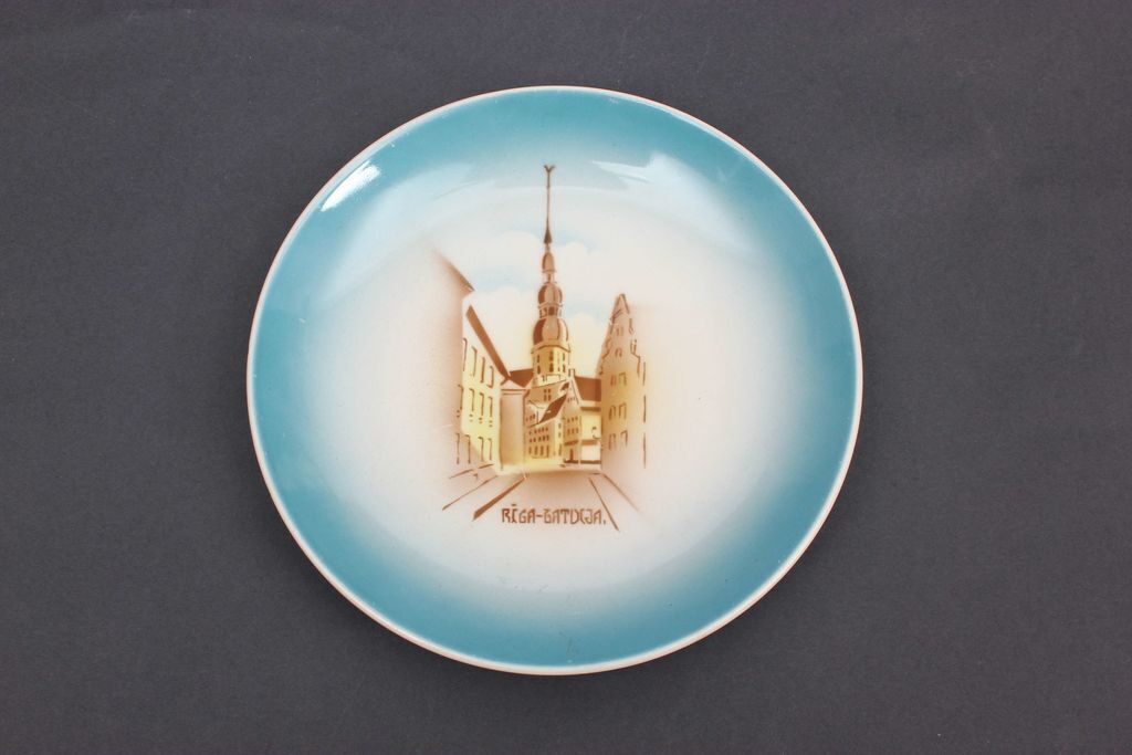 Porcelain plate Riga-Latvija