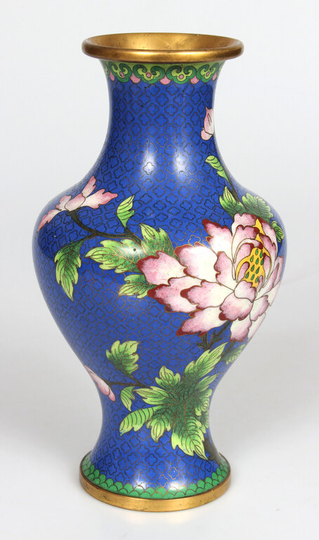Blue cloisonné vase with floral motif