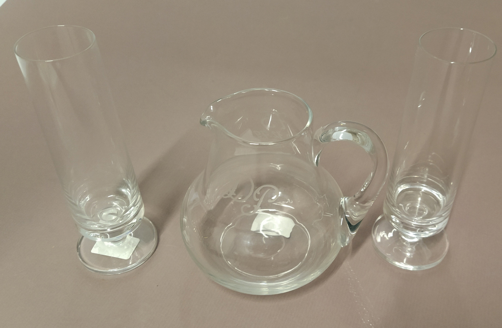 Stikla komplekts (kanniņa, 2 + 4 glāzes)