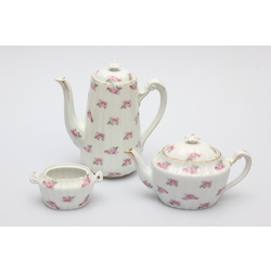 Porcelain tea and coffee pots with sugar bowl