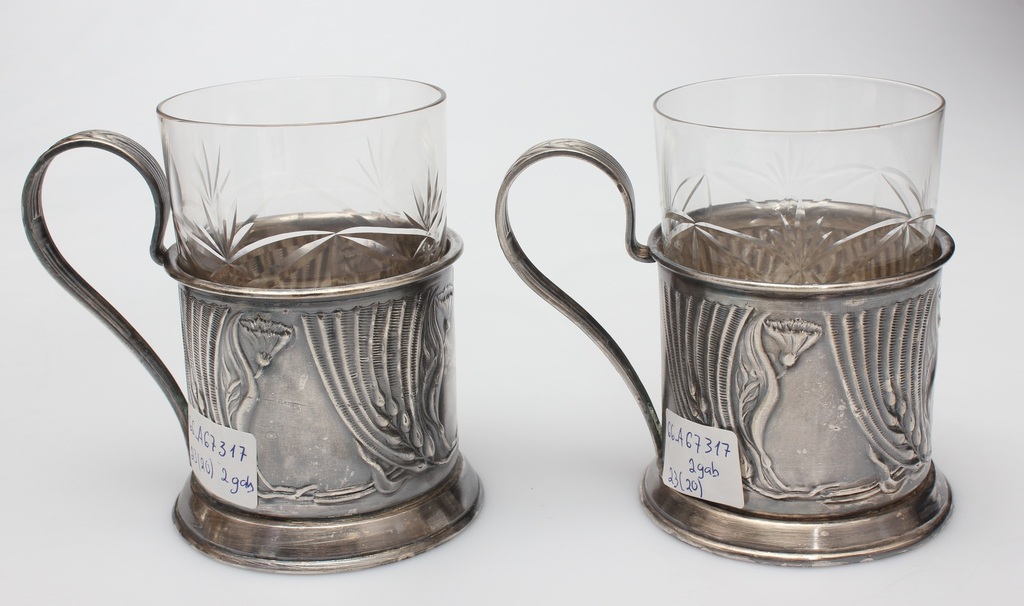 Metāla tējas glāzes turētāji  ar stikla glāzi (2 gab)