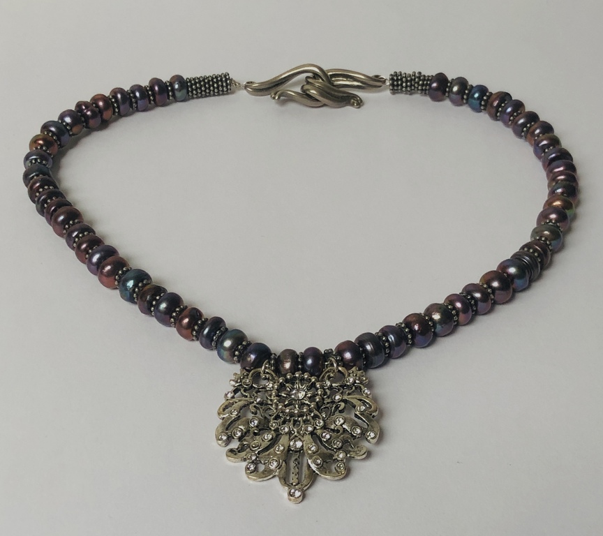 Винтажное ожерелье из темного пресноводного жемчуга