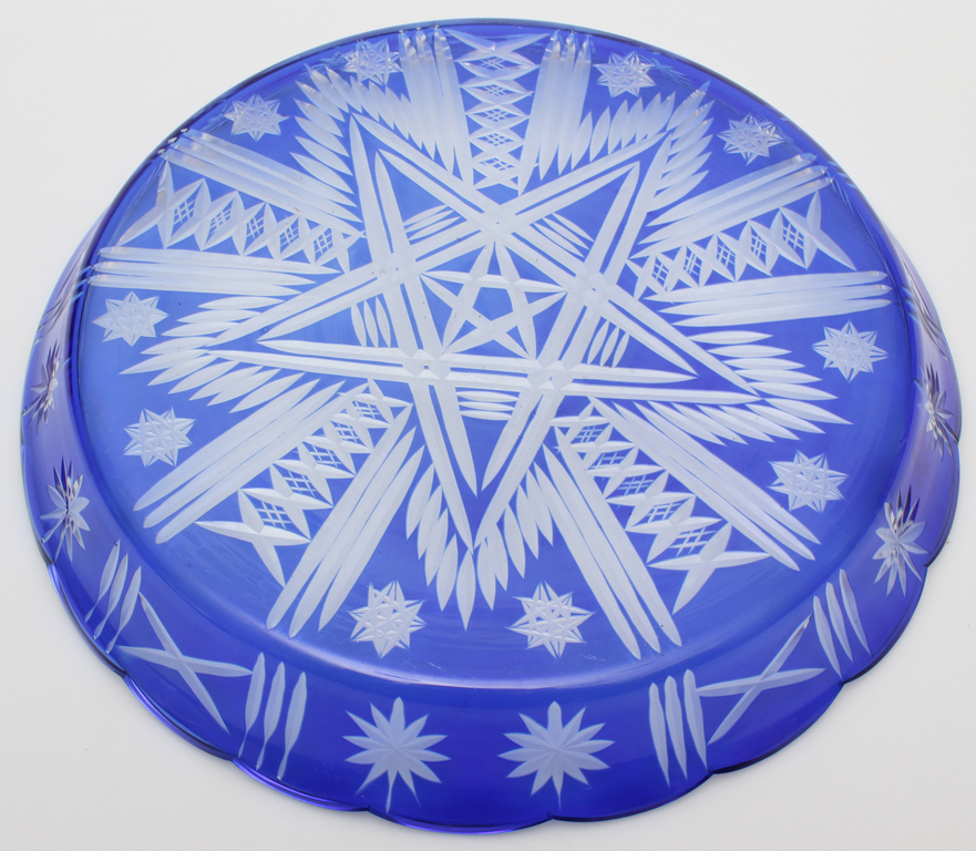Iļģuciema stikla zils servējais šķīvis