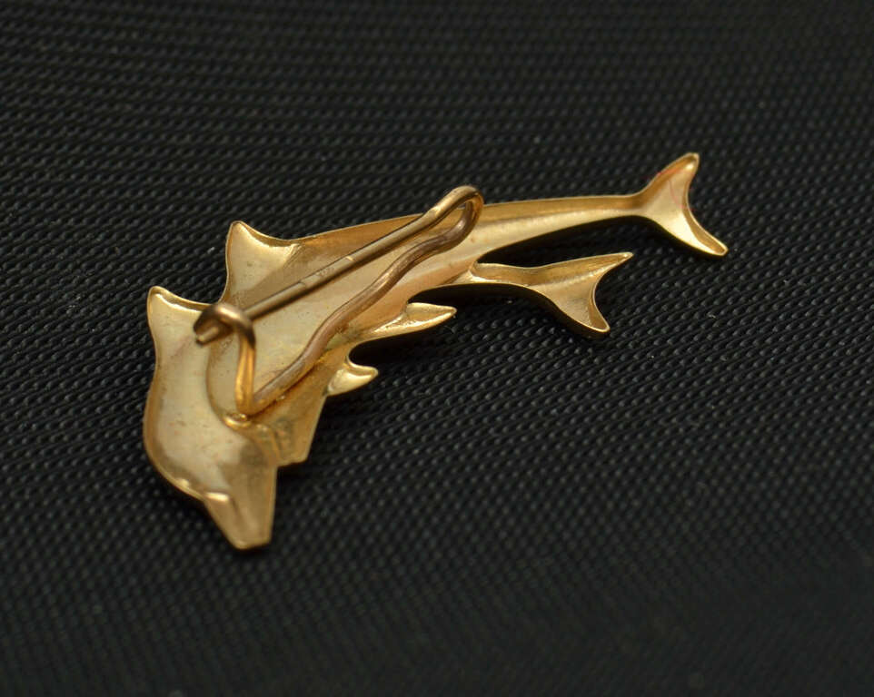 Art Deco Gold brooch 