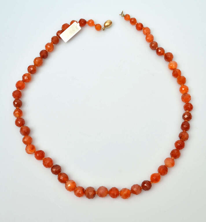 Carnelian beads with gold clasp