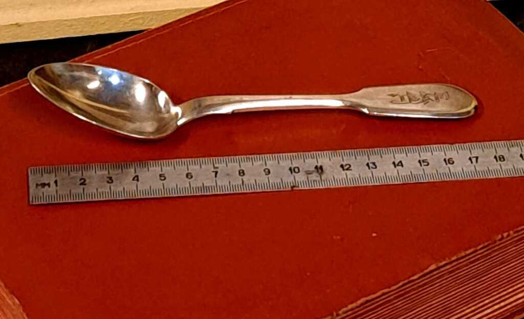Ложка, серебро, 84-я проба серебра, 1885–1903 гг. мастер Никифоров Матвей, вес 55,04 гр. 18 см