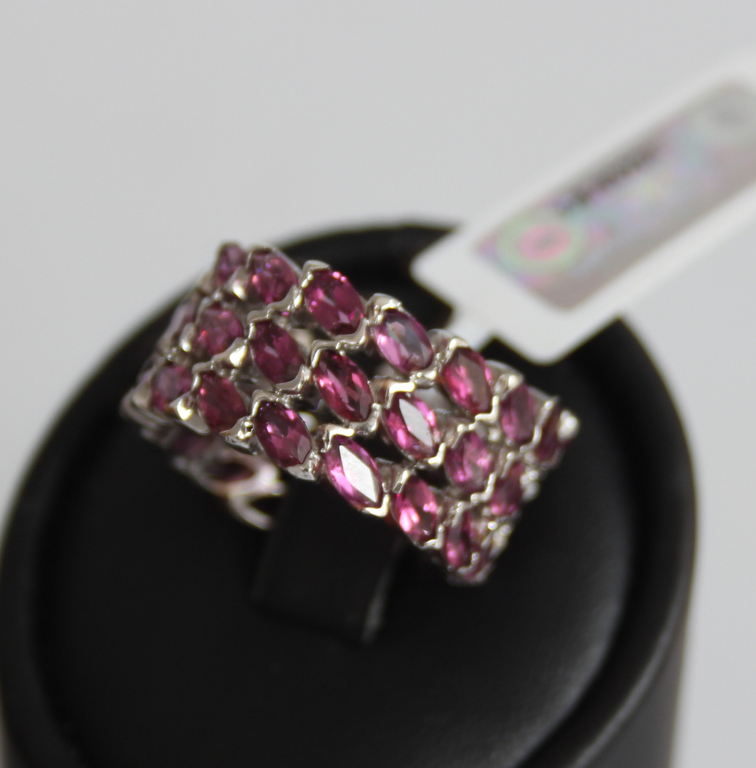 Silver ring with rhodolites