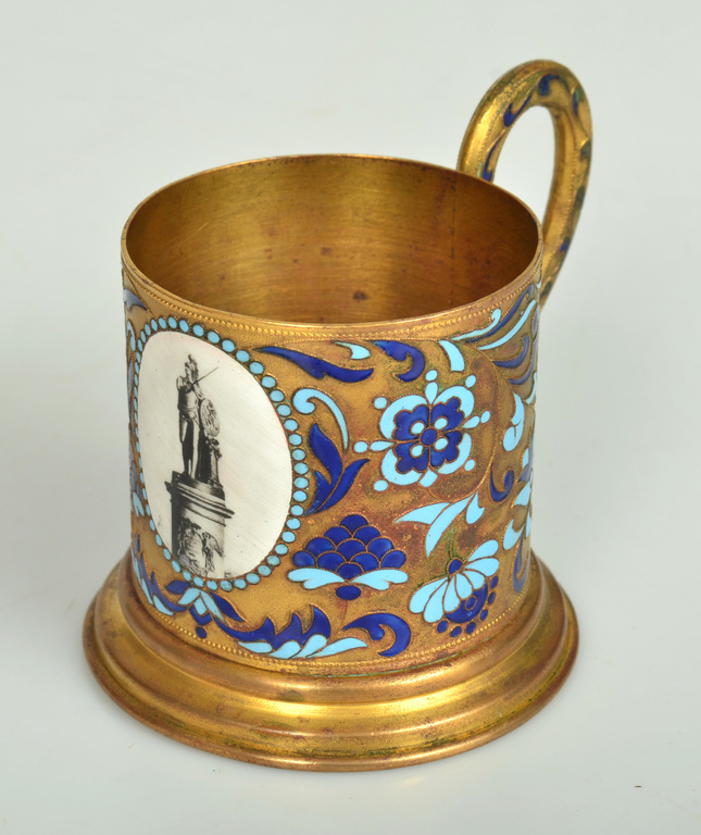 Metal cup holder with enamel