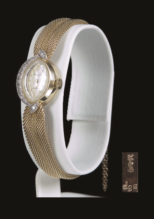 Zelta sieviešu rokas pulkstenis ar briljantiem