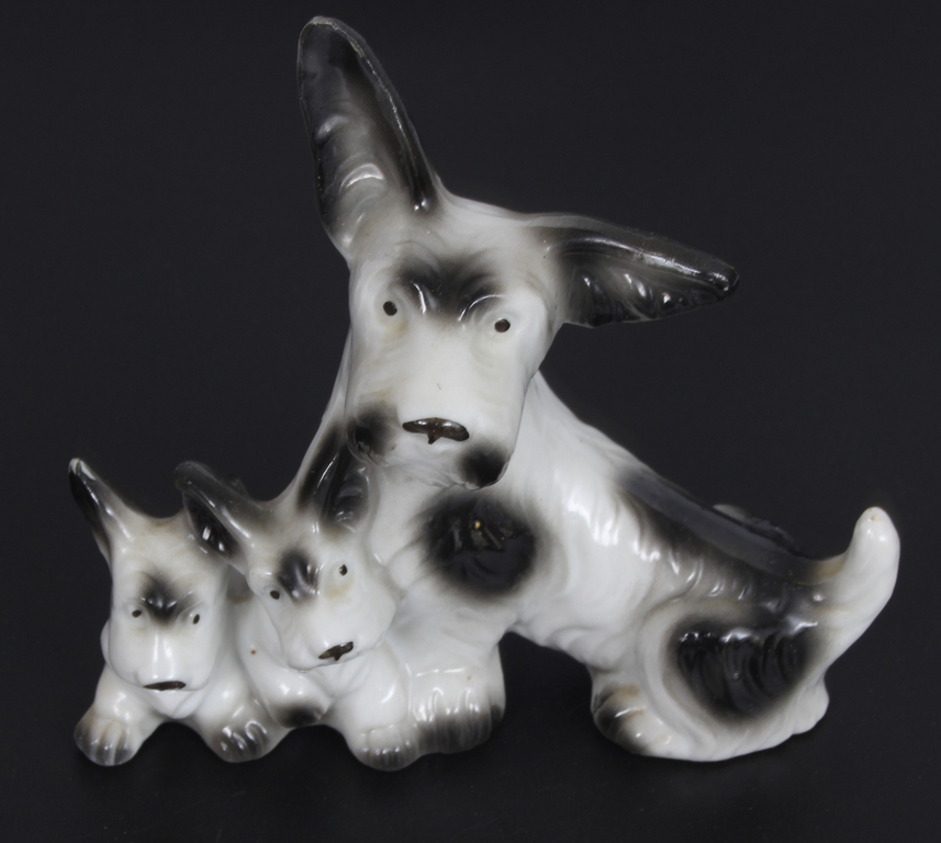 Porcelāna figūriņu komplekts ''Suņi'' (2 gab)