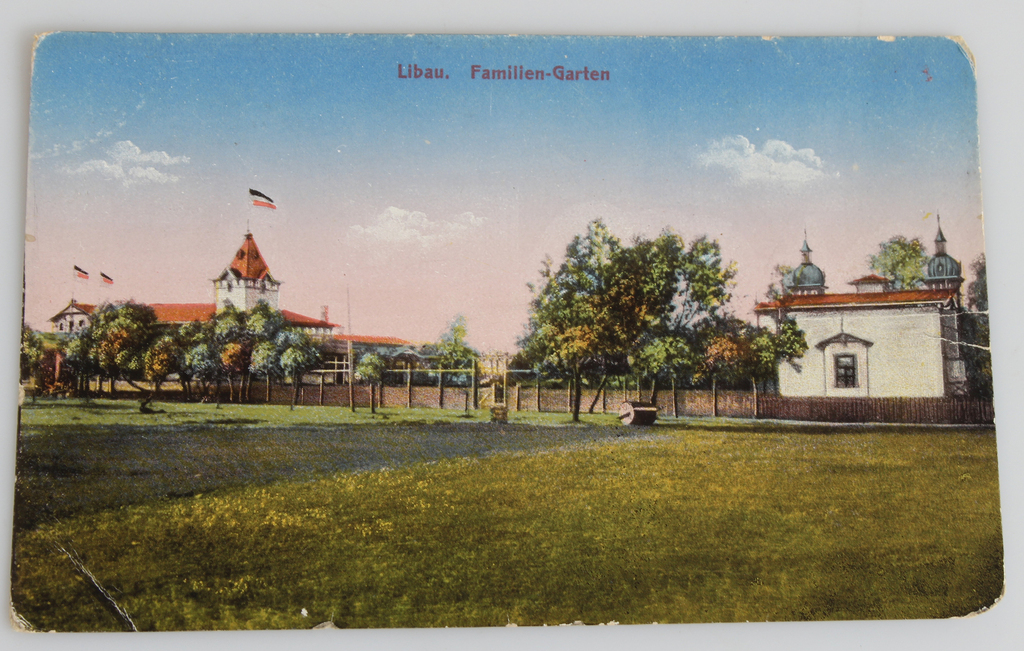 Postcard ''Libau. Famillen-Garten''