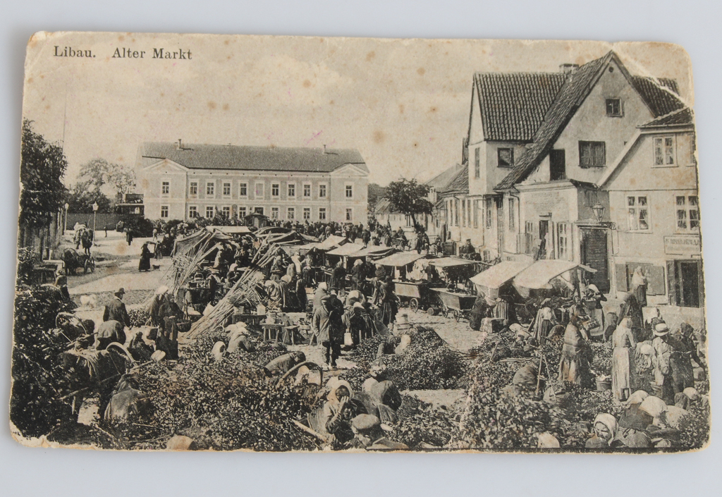 Postcard '' Libau. Alter Markt''