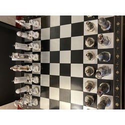 porcelāna šaha komplekts