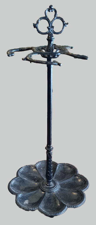 Cast iron umbrella holder