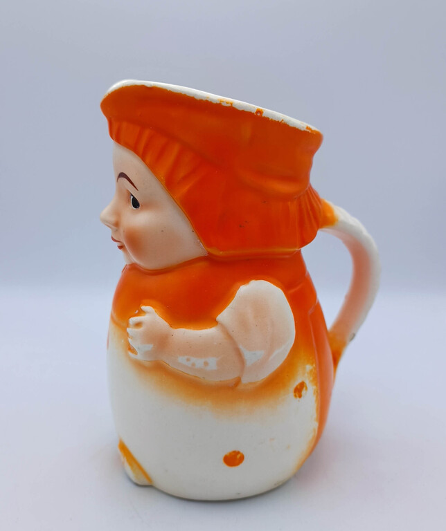 Porcelain milk jug Annele