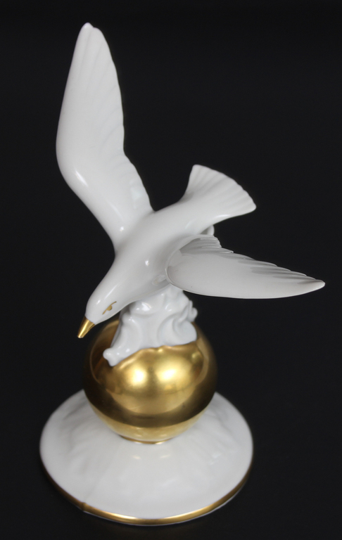 Porcelain figurine ''Seagull on a golden ball''