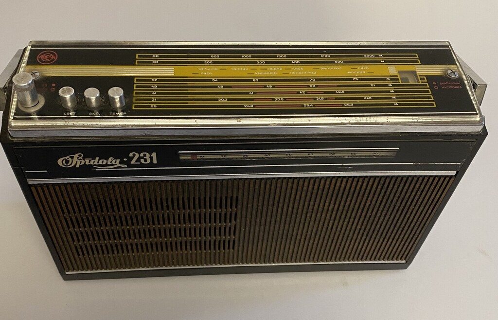 Радио 2 штуки 