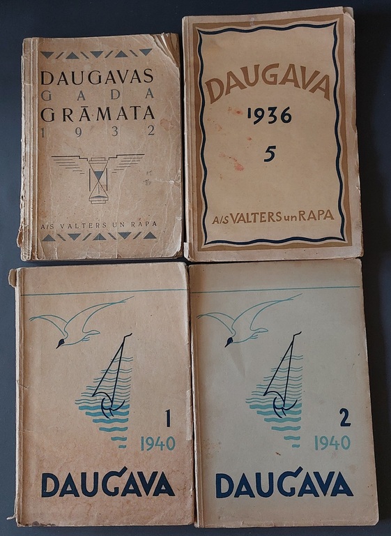 10 books: 1923, 1930, 1932, 1936, 1940