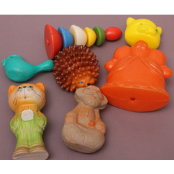 Various toys (6 pcs.)