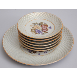 Porcelain plate set (1+6 pcs)