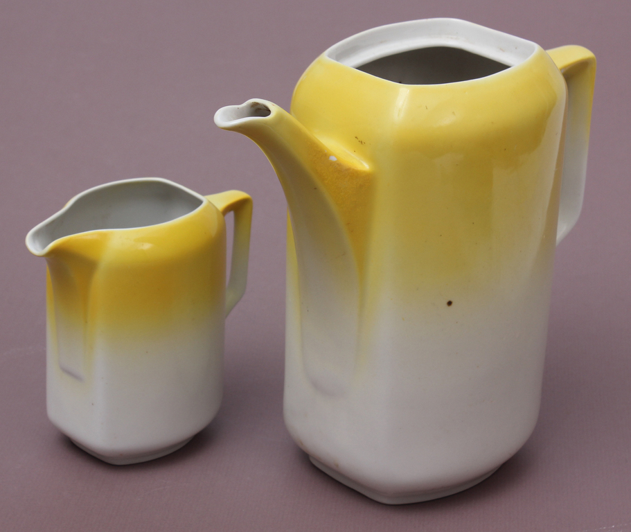 Porcelain pitcher and cream container
