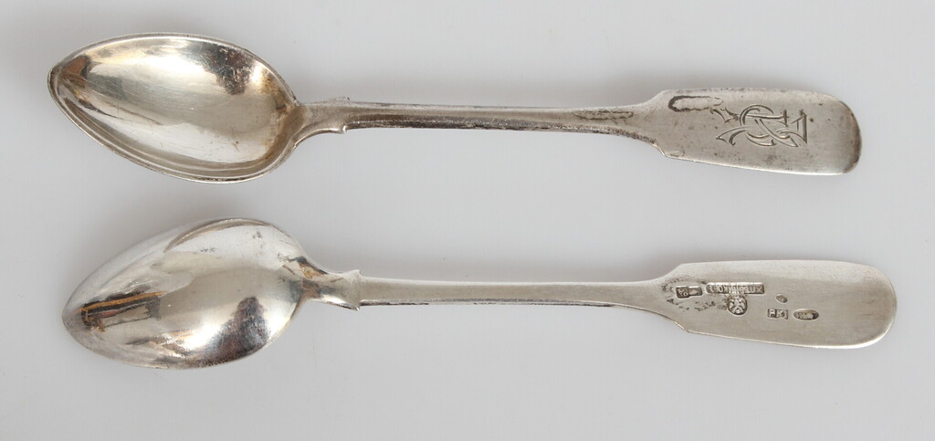 Silver spoons 2 pcs. 