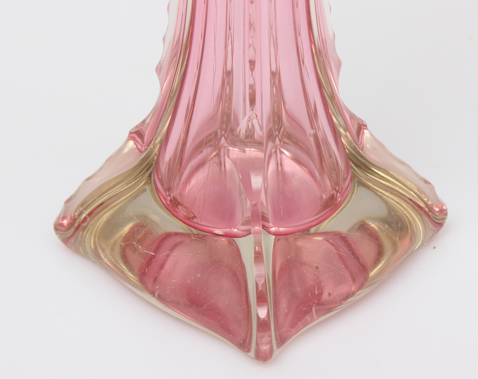 Līvānu rozā stikla vāze