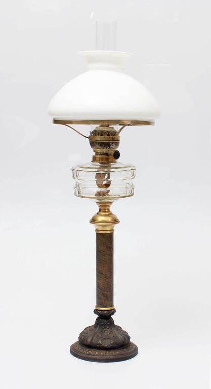 Керосиновая лампа в стиле барокко (в очень хорошем состоянии, готова к работе)
