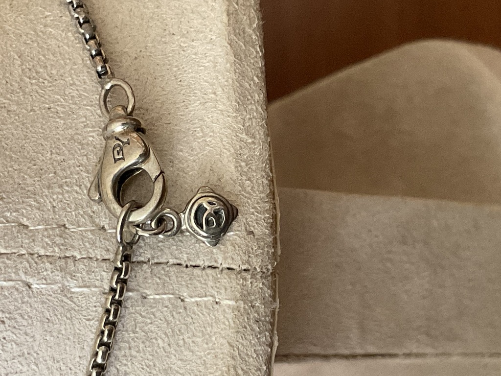 David Yurman petit Albion pendant necklace with carnelian Ian and diamonds