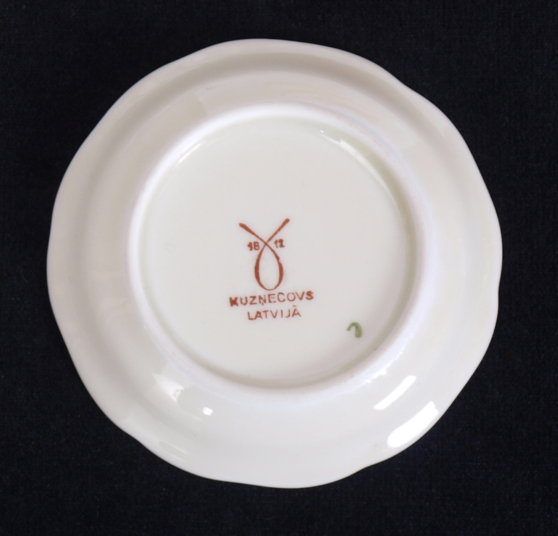 Porcelain plates for the jam (6 pcs.)
