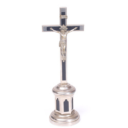 Католический крест 